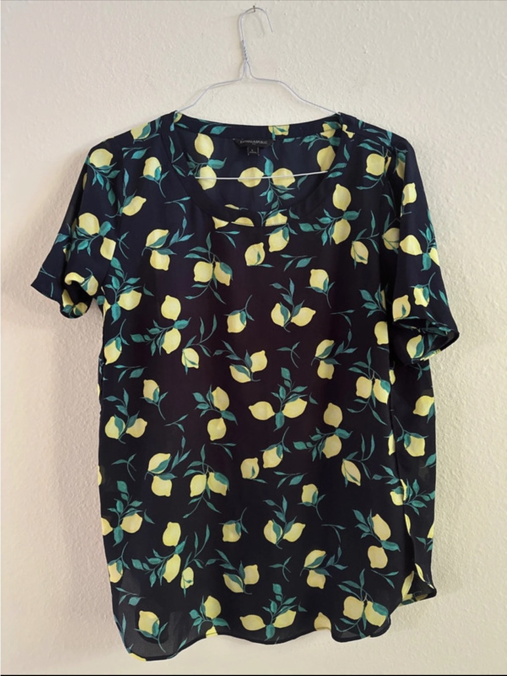 Banana Republic Navy Short Sleeve Top with Yellow Lemon Print
